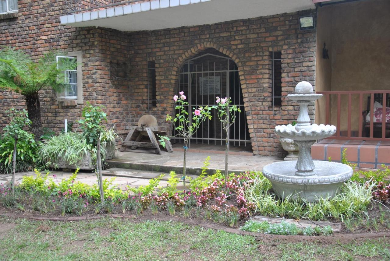 De Loft Guesthouse Piet Retief Exterior foto